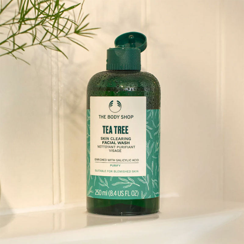 The Body Shop Tea Tree Skin Clearing Facial Wash For Blemished Skin 250 ml